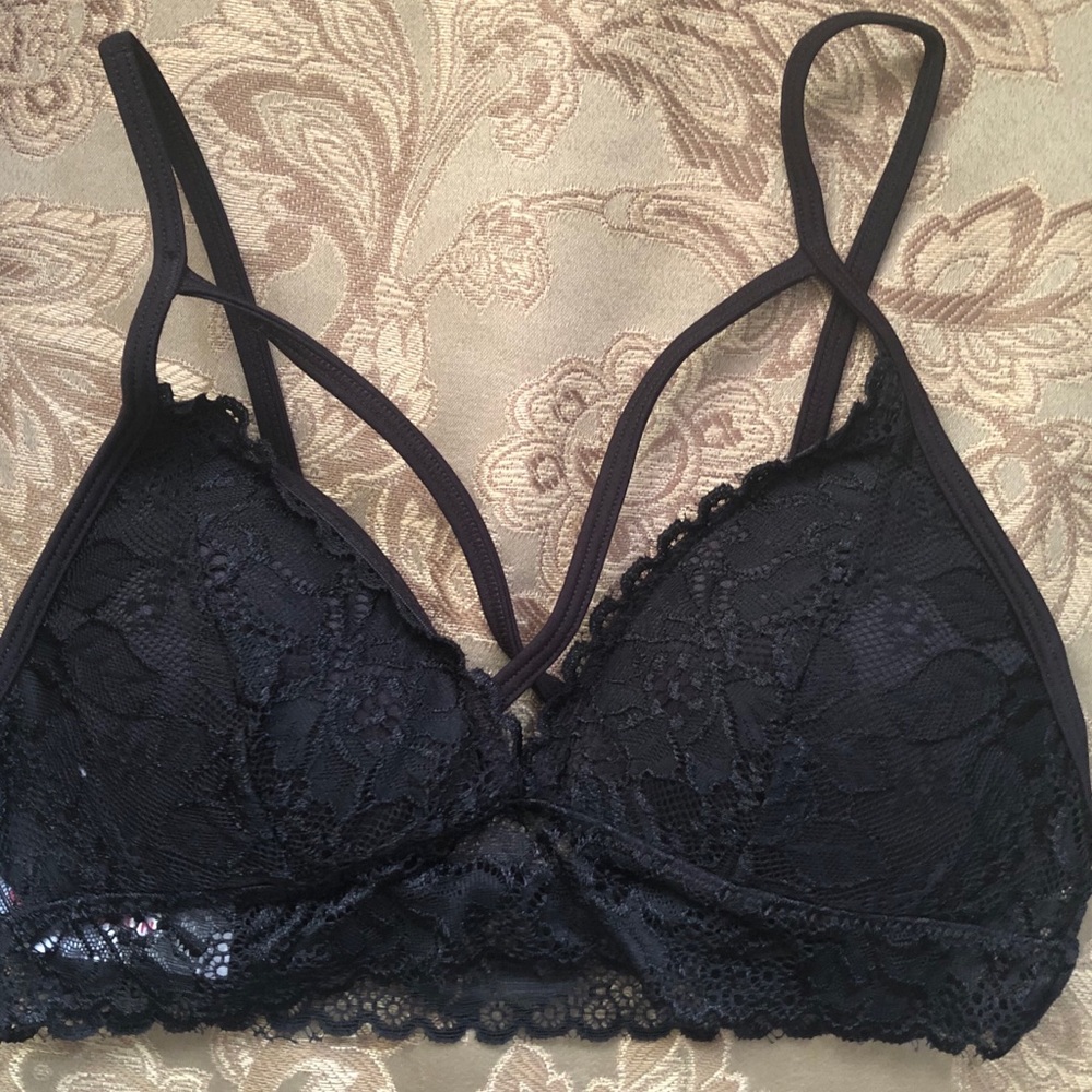 Black Crop Top